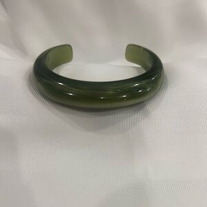 VINTAGE Olive Green Lucite Cuff Bracelet * Made in Hong Kong*